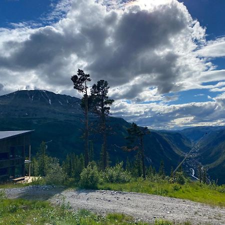 New Apartment, Gausta In Rjukan. Ski In/ Ski Out المظهر الخارجي الصورة